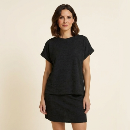 Lidia - Loose-fit dress for women with pockets