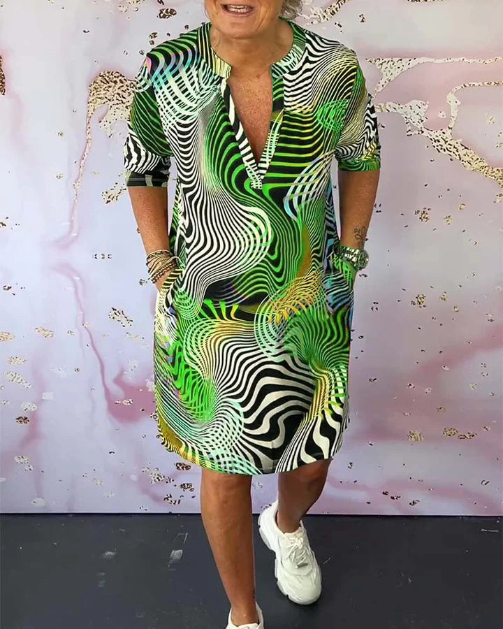 Ria - Colorful V-neck dress
