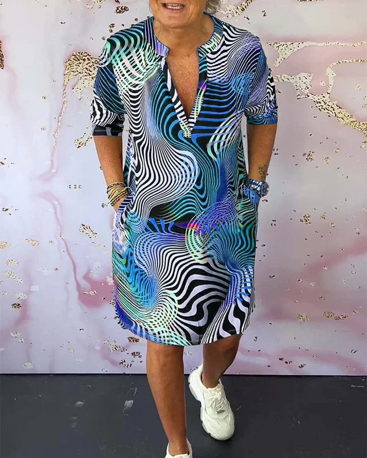 Ria - Colorful V-neck dress