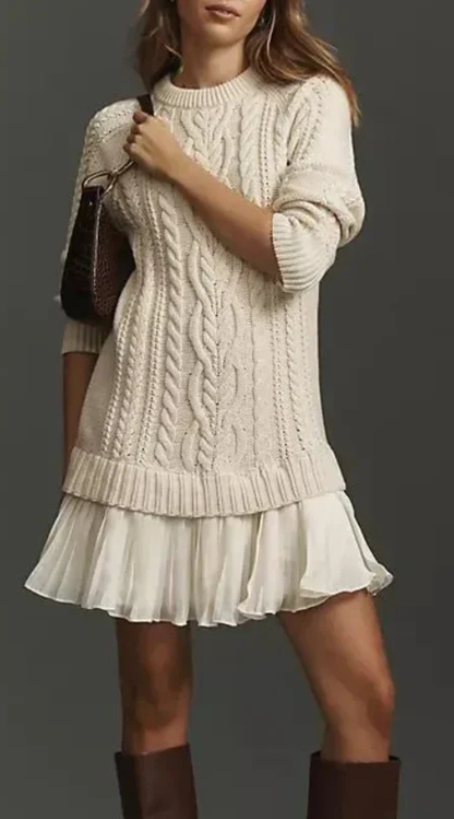Sofía - Knitted dress with pleated skirt