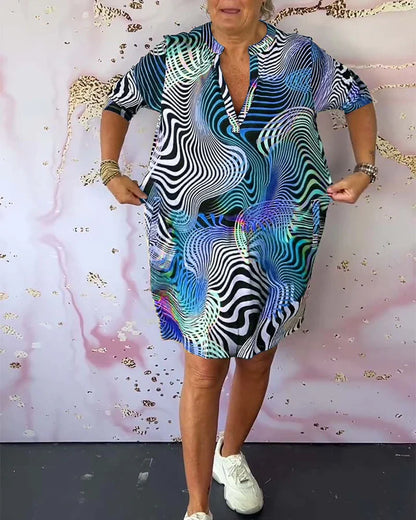 Ria - Colorful V-neck dress