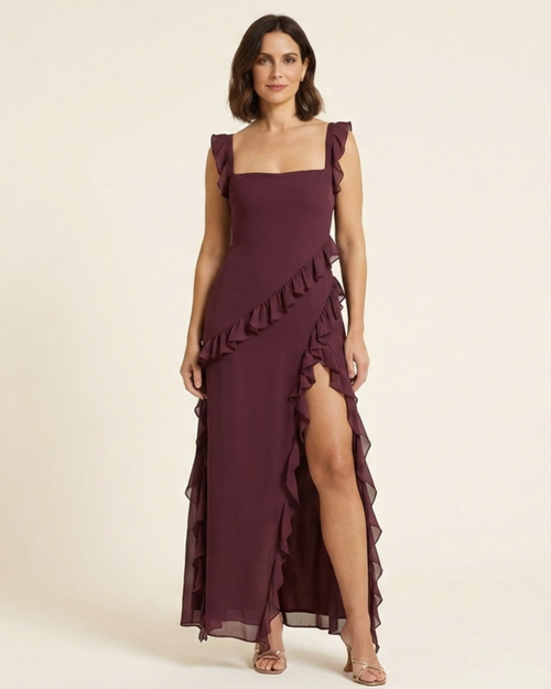 Talía - Long Dress with Ruffles and Slit
