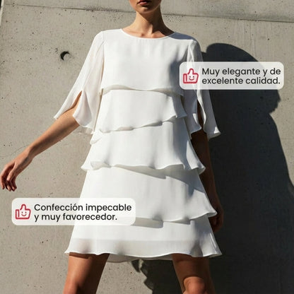 Brisa - Vestido elegante con capas y volantes