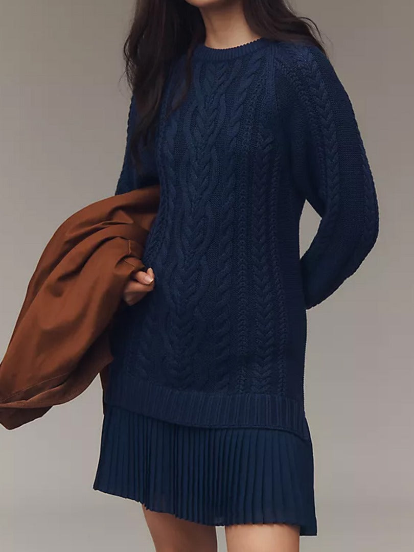 Sofía - Knitted dress with pleated skirt