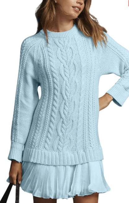 Sofía - Knitted dress with pleated skirt