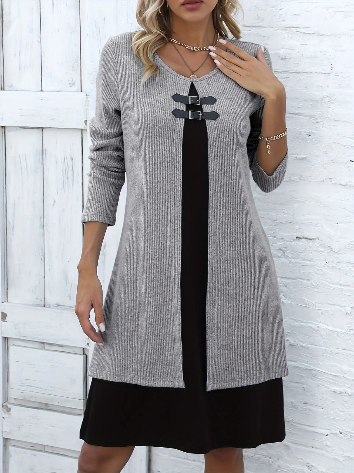 Clara - Vestido de corte A con efecto de dos piezas