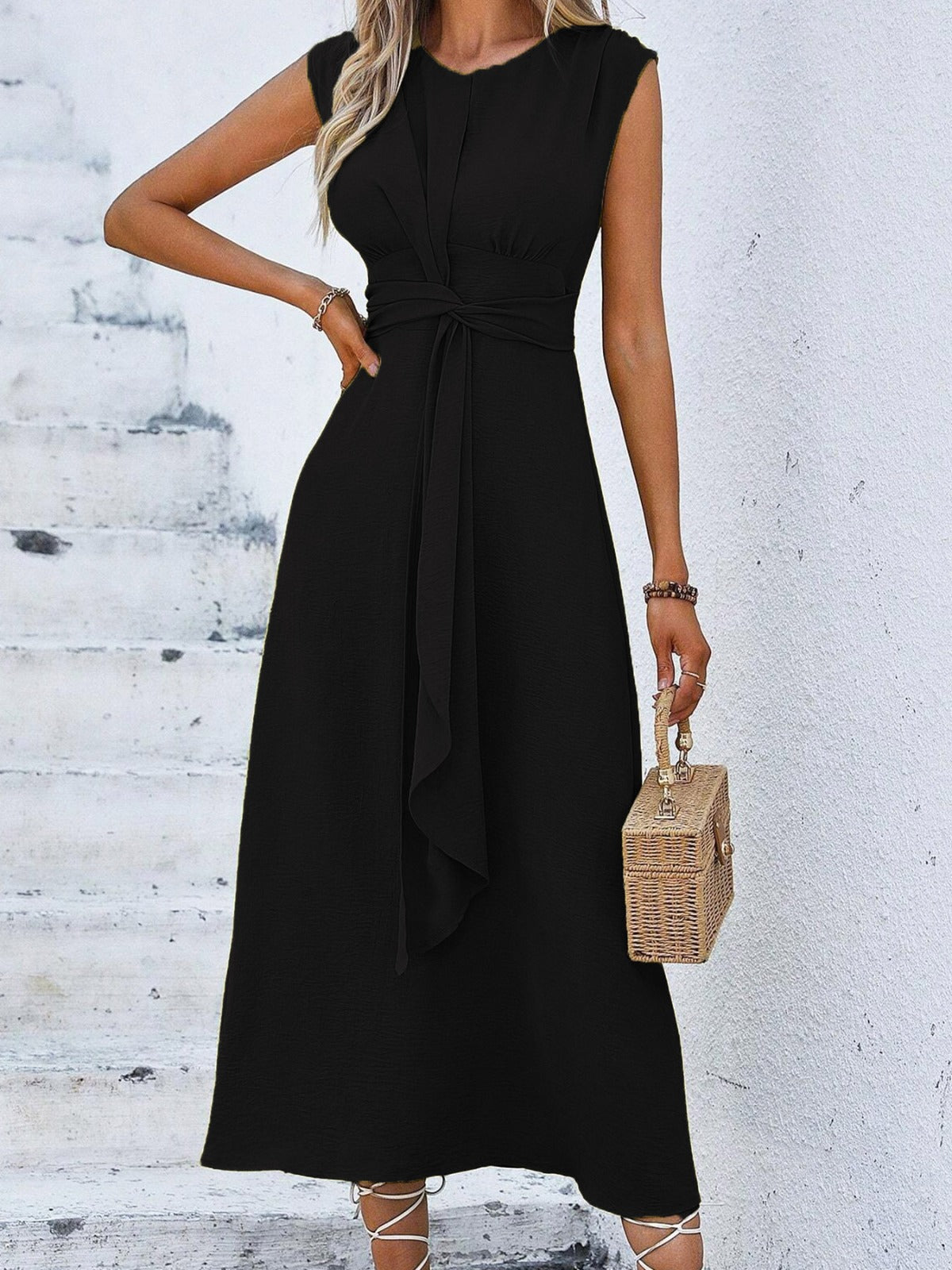 Eva - Vestido elegante sin mangas con cintura ajustable