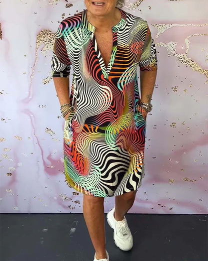 Ria - Colorful V-neck dress