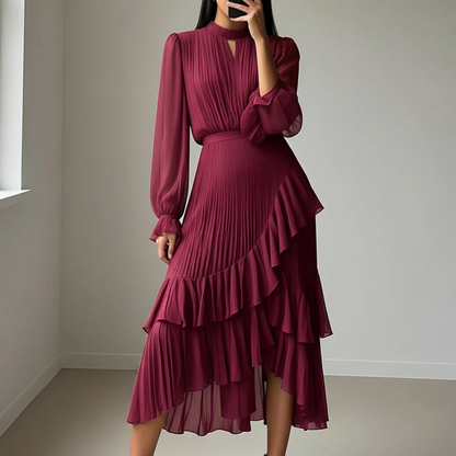 Noelia - Elegant dress with keyhole neckline and ruffles