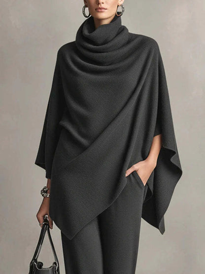 Giana – Elegant set with draped poncho and trousers