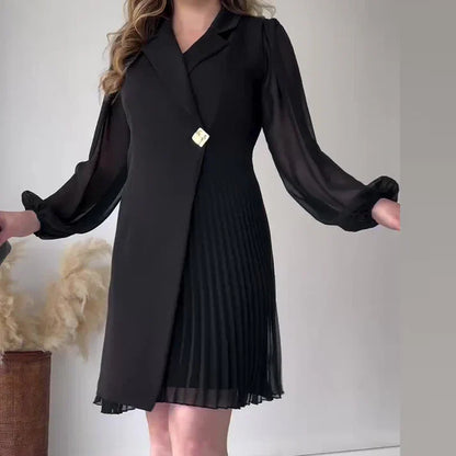 Jimena - Vestido con solapas y diseño plisado