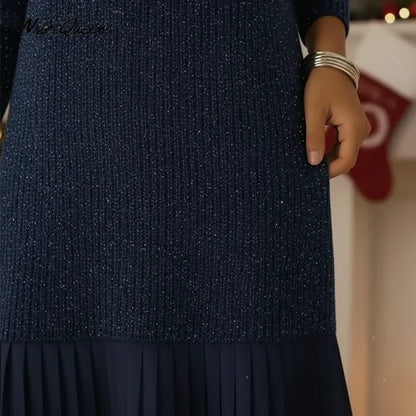 Elvira - Short dress with lapel and subtle shimmer