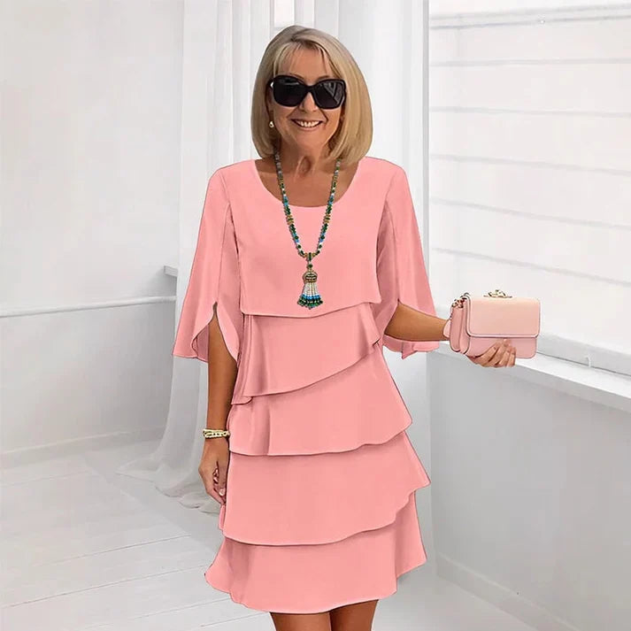 Brisa - Vestido elegante con capas y volantes
